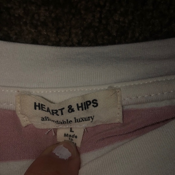 Striped crop top with tie - Picture 3 of 3